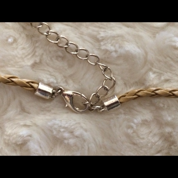 Bella Shaye amber colored jewelry set - Picture 6 of 7